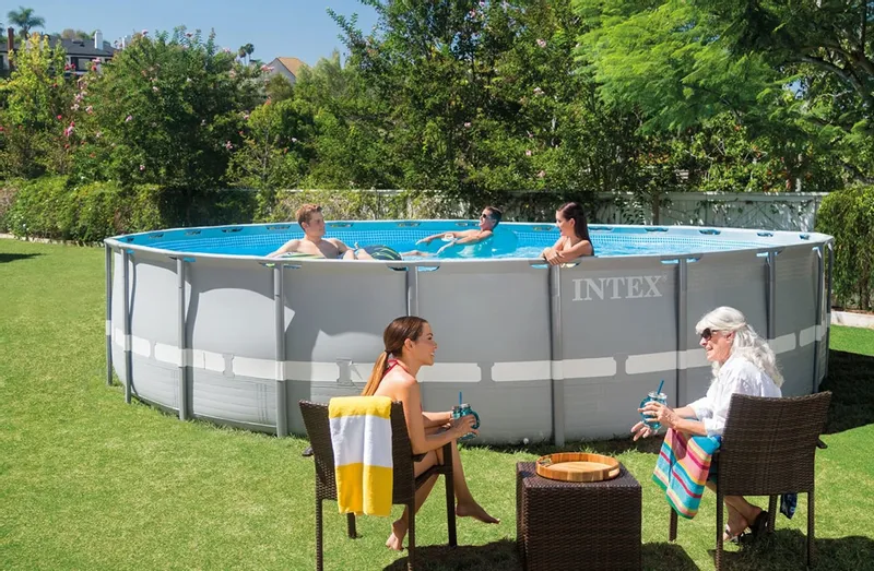 Intex Ultra Frame XTR Pool - 549 X 132 Cm - Met Zandfilterpomp En Accessoires 4 Intex Ultra Frame XTR Pool - 549 X 132 Cm - Met Zandfilterpomp En Accessoires - Afbeelding 2