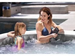 Intex Pure Spa Greywood Deluxe Opblaasbare Spa - 4 Persoons -Winkel Voor Zwembadbenodigdheden 28442 inuse2 2020 300 1