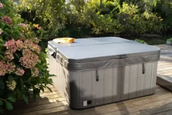 W'eau Spa Cover 215 X 215 Cm - Radius 18 Cm 13 W'eau Spa Cover 215 X 215 Cm - Radius 18 Cm -Winkel Voor Zwembadbenodigdheden kopie van laj09934 1