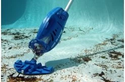 Pool Blaster Pool Blaster Max Li CG Zwembadstofzuiger -Winkel Voor Zwembadbenodigdheden pool blaster pool blaster max li cg zwembadstofzui 1