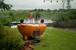 Weltevree Dutchtub Original Houtgestookte Hottub - 4 Personen - Oranje 21 Weltevree Dutchtub Original Houtgestookte Hottub - 4 Personen - Oranje -Winkel Voor Zwembadbenodigdheden weltevree dutchtub original 2 medium 1